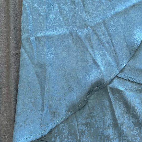 Blue Wrap Skirt - NWT - Picture 4 of 4